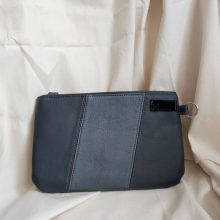 Lara sötétszürke kistáska