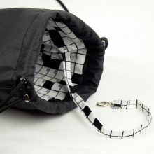 Zsuzsi fekete hátizsák gymbag kis méretű