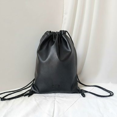 Zsuzsi fekete hátizsák gymbag Zsuzsi fekete hátizsák gymbag