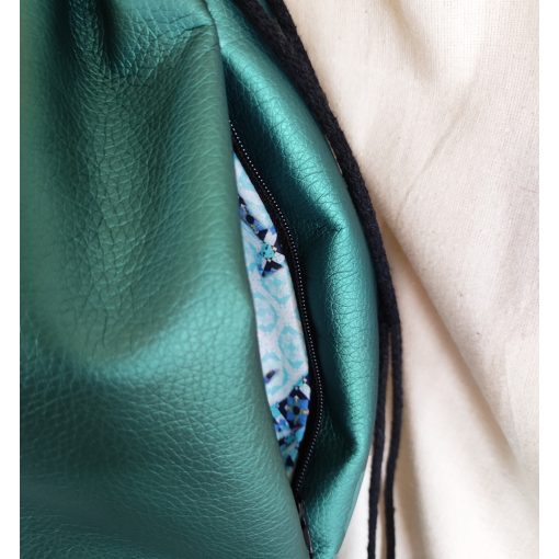 Astra zöld színű gymbag